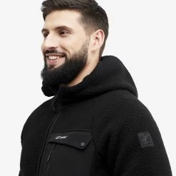 Sherpa Hoodie Men Caviar -RevolutionRace Store 05d62e39 2d31 44e9 8438 67aafe724ab5