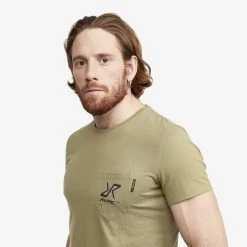 Fat Graphic Tee Men Aloe -RevolutionRace Store 061c8444 bf44 42b0 93a3 b3219dd83f03