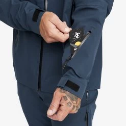 Cyclone Rescue Jacket 2.0 Men Moonlit Ocean 14 Cyclone Rescue Jacket 2.0 Men Moonlit Ocean -RevolutionRace Store 0e9ecf6c c6da 4538 9ab1 4f43e7bcf72d