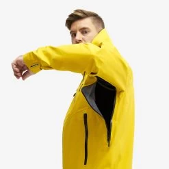 Cyclone Rescue Jacket 2.0 Men Lemon Curry -RevolutionRace Store 14e11784 0c69 47b7 be4c fc9a1f23d2bc