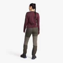 Vagabond Regular Fit Top Women Dark Vintage Rose -RevolutionRace Store 16e580ba e219 4c0c 89f6 4185a75bdedf