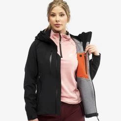 Cyclone Rescue Jacket 2.0 Women Black -RevolutionRace Store 2b62fd68 f2b6 48ee 8087 a5696839a4f5
