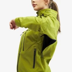 Trail Jacket Women Guacamole -RevolutionRace Store 3e310764 aebb 4475 96cb 918f5f034a80