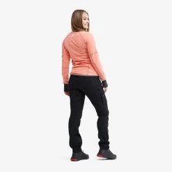 Trekker Fleece Women Burnt Coral -RevolutionRace Store 4239bdca 8dc7 409a 9854 19b84261a675