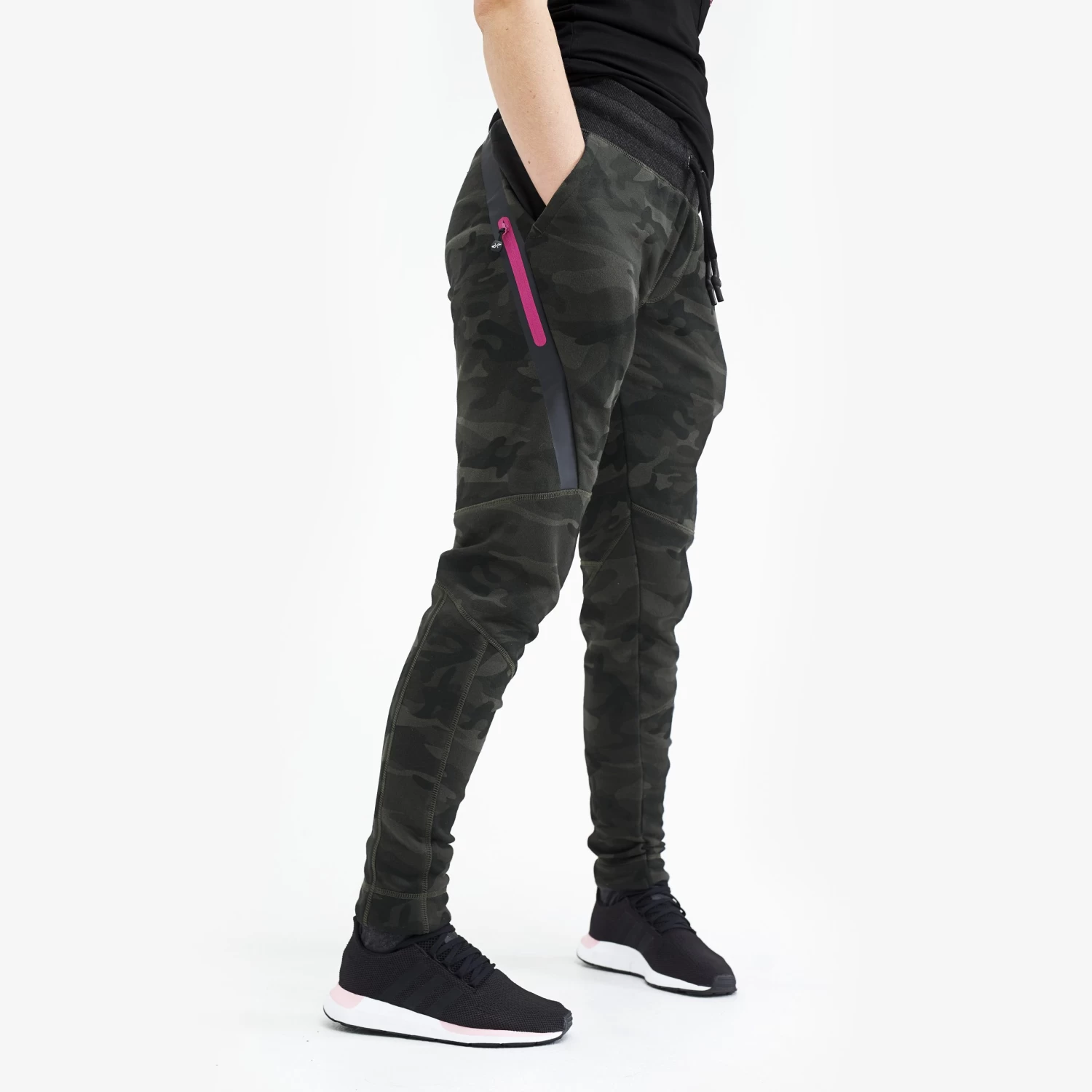 Street Jogger Women Dark Camo 1 Street Jogger Women Dark Camo