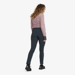 Daybreak Trousers Women Blueberry -RevolutionRace Store 50129f36 c4cc 4760 b9cf 043b8bfc13af