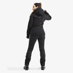 Wander Pro Jacket Women Black -RevolutionRace Store 69479cd9 7609 4213 a673 e84bbb630282