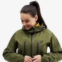 Trail Jacket Women Dark Olive -RevolutionRace Store 78cbeb5f cf63 4f7b a0b9 236f3f24e0d7