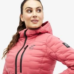 Flex Down Jacket Women Holly Berry -RevolutionRace Store 9d32e4da c9ac 46b2 a4a9 846e353219ec