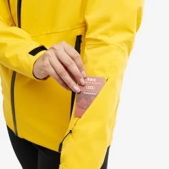 Cyclone Rescue Jacket 2.0 Women Yellow -RevolutionRace Store a2dc9ea9 bed7 4320 aa34 641af577148d