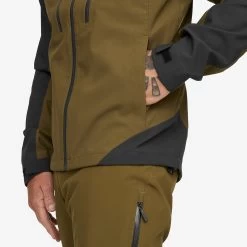 Silence Proshell Jacket Men Dark Olive/Moonless Night -RevolutionRace Store a92e61e3 ed4b 451b 866e f5c714af9609