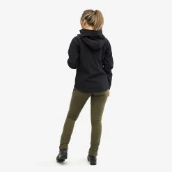 Trail Jacket Women Black Edition -RevolutionRace Store b04d0527 6026 44b4 b978 f260da85148a