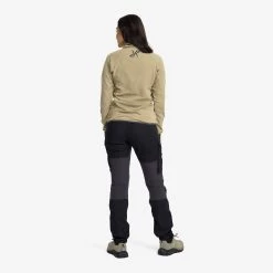 Trekker Fleece Women Khaki -RevolutionRace Store bf32c31f 0b5a 4ad5 94a9 ec4c19324092