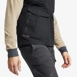 All-Day Vest Men Black 9 All-Day Vest Men Black -RevolutionRace Store c1a1f562 96b3 4445 ba33 dabc2e8ddd8a