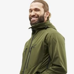 Trail Jacket Men Dark Olive -RevolutionRace Store c51835dc 21a4 459e b6e3 11523d54b092