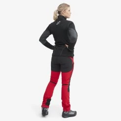 Fusion Fleece Women Black Edition -RevolutionRace Store d4ae6a24 b811 4d7e a179 c92644239fa8