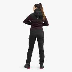 Wander Pro Wool Hoodie Women Bison Red -RevolutionRace Store d5d80fd1 2530 4782 84a2 bfa25466df70