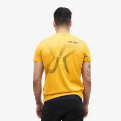 Fat Graphic Tee Men Citrus/Anthracite -RevolutionRace Store dc887ddf 6fba 49dd 95ad a7335916f601