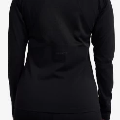Prep Crew Neck Top Women Black -RevolutionRace Store ddc3eaa5 5e25 43ef b623 2d774d174bf4