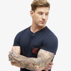 Fat Graphic Tee Men Peacemaker/Lava 10 Fat Graphic Tee Men Peacemaker/Lava -RevolutionRace Store de1ce9f0 c04c 45e4 95be f6e193398418