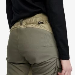 RVRC GP Trousers Women Aloe -RevolutionRace Store e0bca4bd ca1a 4442 b9a3 cfd382b7b97c