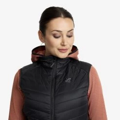 Radical Insulate Vest Women Black -RevolutionRace Store e25a6134 c9c2 48f0 957d 2ac5cdbf527c
