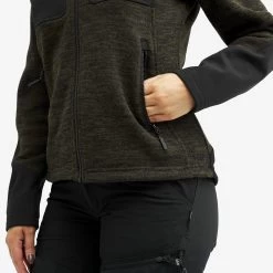 Wander Pro Wool Hoodie Women Dark Olive -RevolutionRace Store e8f57378 7de2 401e 8ff7 4f705d64740d