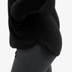 Sherpa Fleece Women Caviar -RevolutionRace Store f7fd6f92 f067 4284 bbde 357045fa88e0