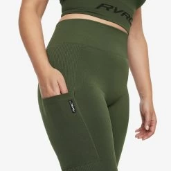 Descent Seamless Leggings Women Green -RevolutionRace Store f80e9c58 44eb 4dcf a926 10db3d00c260
