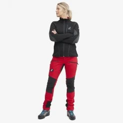 Fusion Fleece Women Black Edition -RevolutionRace Store f870ffc1 796d 451b 867c 39c8ec80d1f0